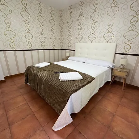 Casa Del Cura * Las Navas del Marqués