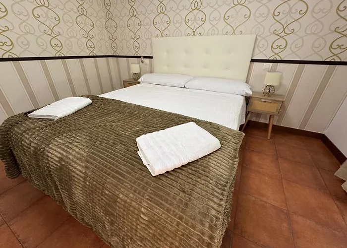 Casa Del Cura * 라스 나바스 델 마르케스