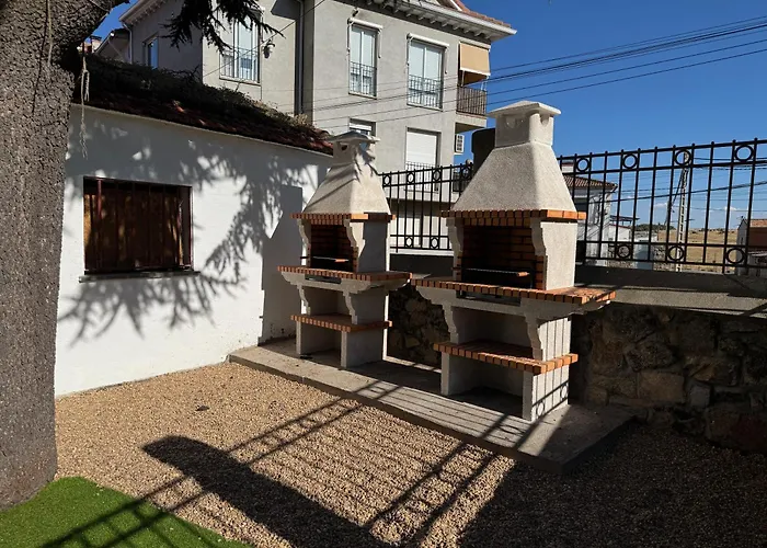 Casa Del Cura 라스 나바스 델 마르케스