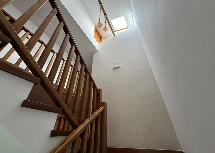 Casa Del Cura * 라스 나바스 델 마르케스