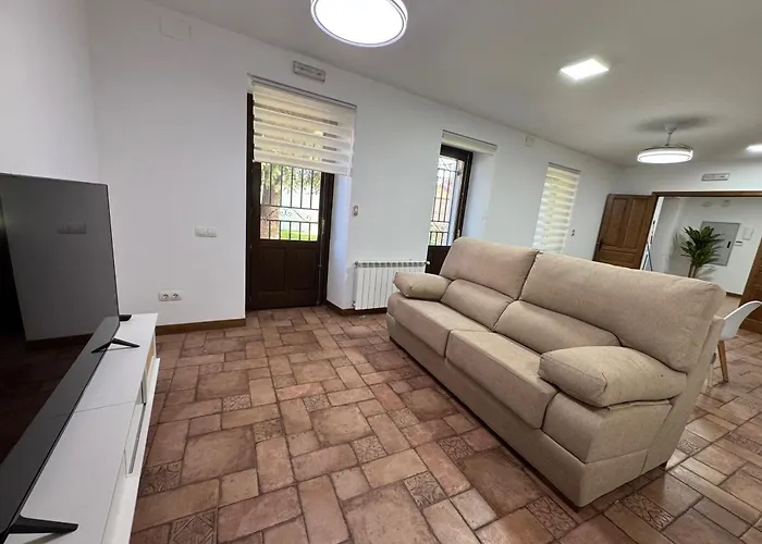 Casa Del Cura 컨트리하우스 라스 나바스 델 마르케스