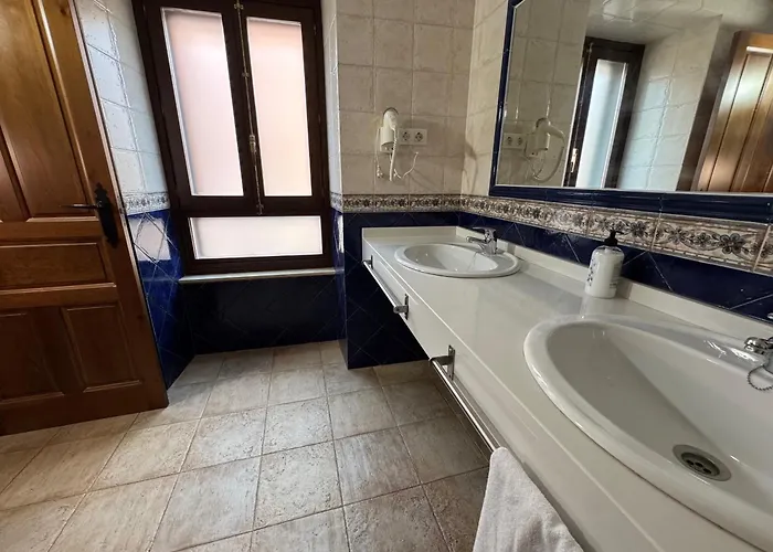 Casa Del Cura 라스 나바스 델 마르케스