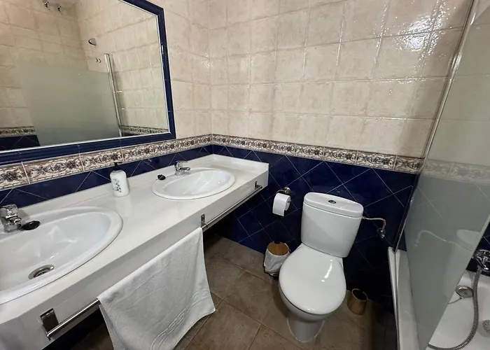 Casa Del Cura 라스 나바스 델 마르케스