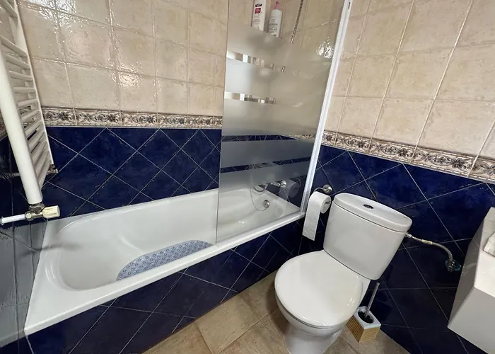 Casa Del Cura 컨트리하우스 라스 나바스 델 마르케스